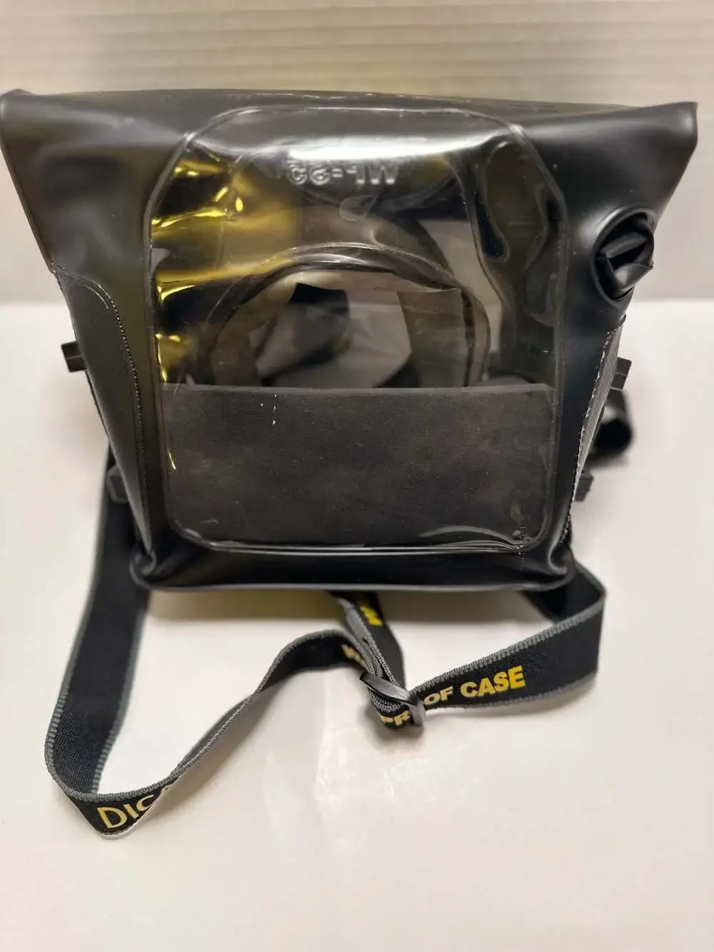DiCAPac WP-S5 Waterproof DSLR Camera Case with Strap